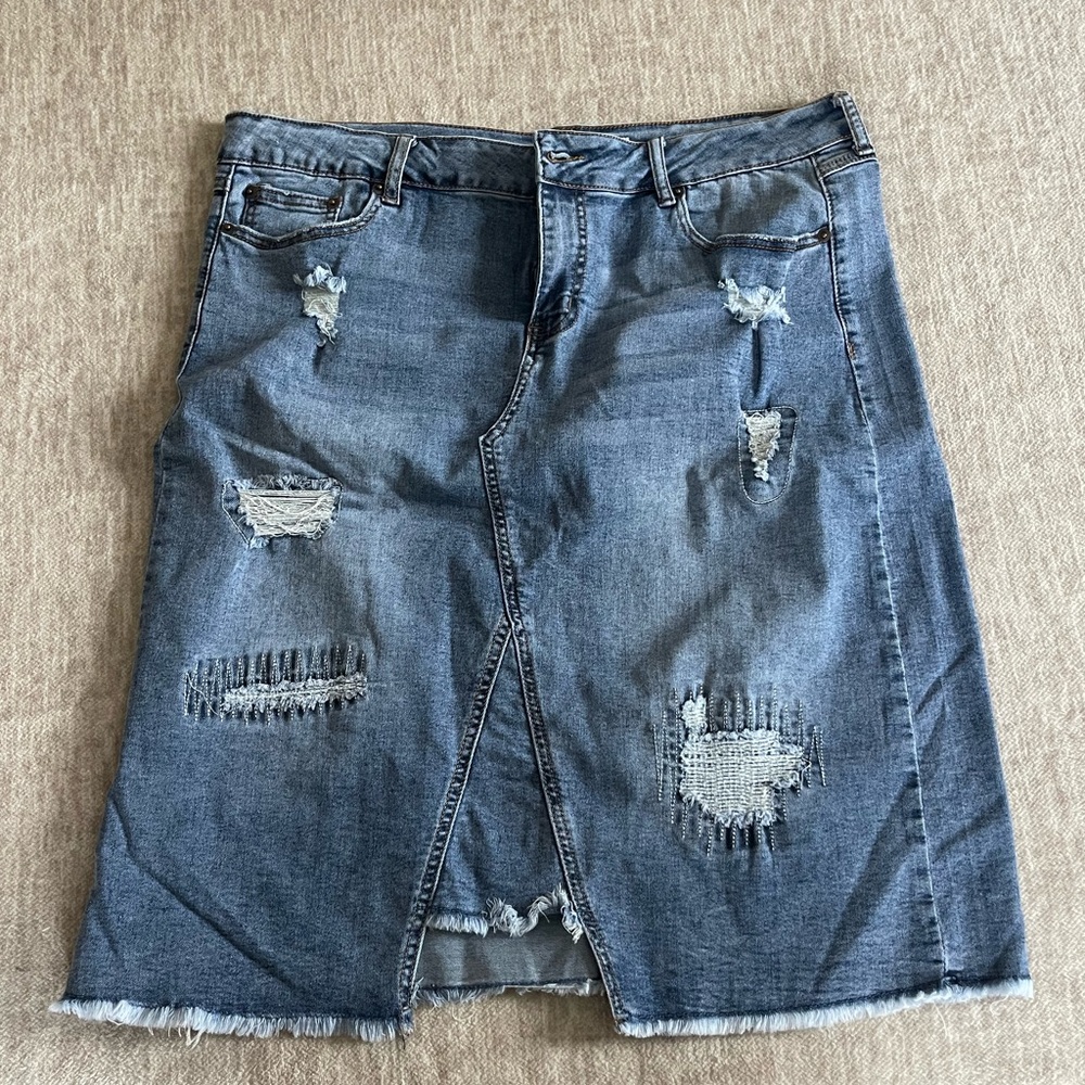 Cato Distressed Denim Skirt